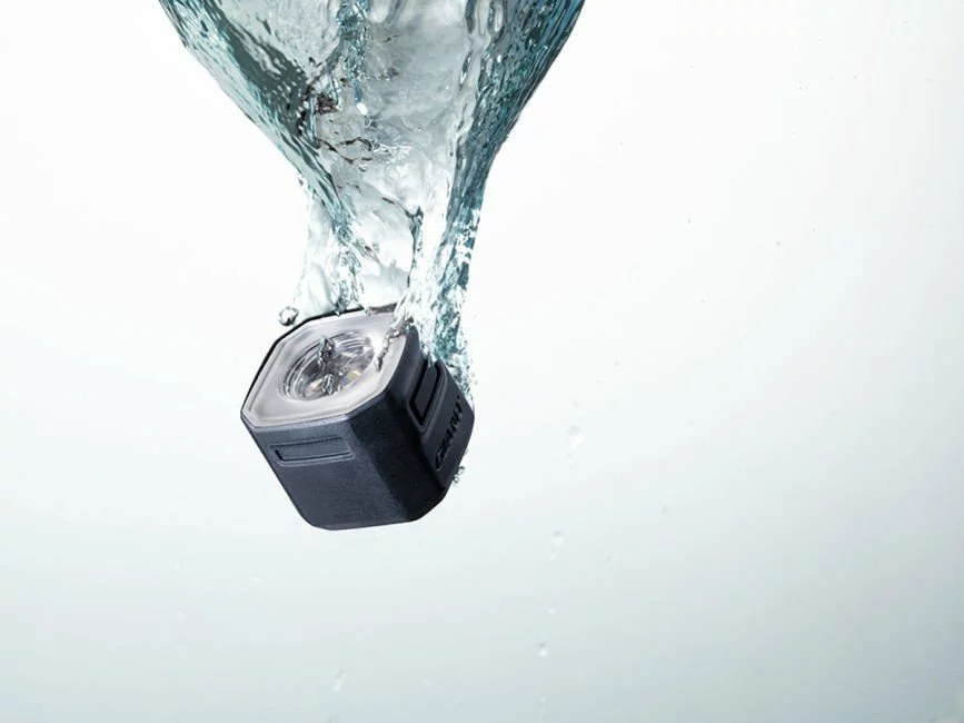 Giant LUZ DELANTERA RECON HL 100 3 Giant LUZ DELANTERA RECON HL 100 - Imagen 3